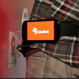 Cooler than a Pebble watch? Check out the latest wearable social device [VIDEO]