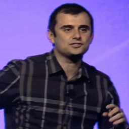 Why Gary Vaynerchuk loves social media: because it sells stuff [VIDEO]